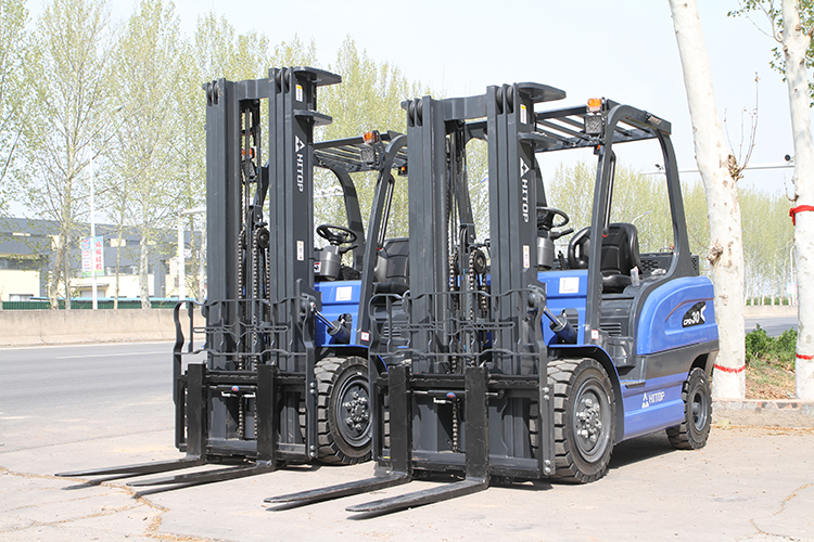 HITOP 2 Units CPD30 Electric Forklifts Exported To Canada