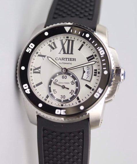 Cartier Calibre Diver V6F Stainless Steel Black Dial Swiss 9015