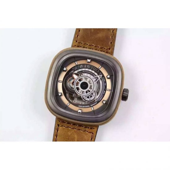 SevenFriday P2B/03-W Woody Gold Dial Miyota 82S7