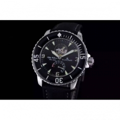 Blancpain Fifty Fathoms Stainless Steel Black Dial Swiss 2824