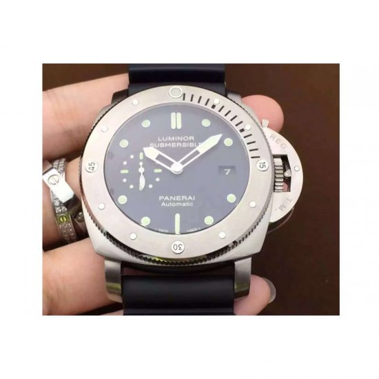 Panerai Luminor Submersibe 1950 PAM 305 Titanium Black Dial Swis