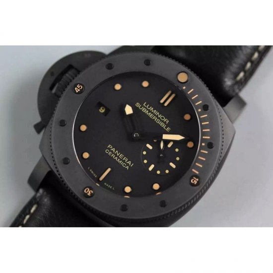 Panerai Luminor Submersible 1950 PAM 607 Ceramic Black Dial Swis