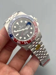 N factory major breakthrough Reengineering peak Rolex GMT (coke) one in red and blue ceramic ring, the only comparable quality goods color ceramic ring, using high-tech electroplating font, do not fade, 904 l steel, quality goods consistent GMT needle on