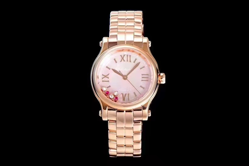 "YF" Chopin Happy Diamonds series among ladies watch very iconic, the watch have a wrist watch diameter of 30 mm, this size is just right for most women