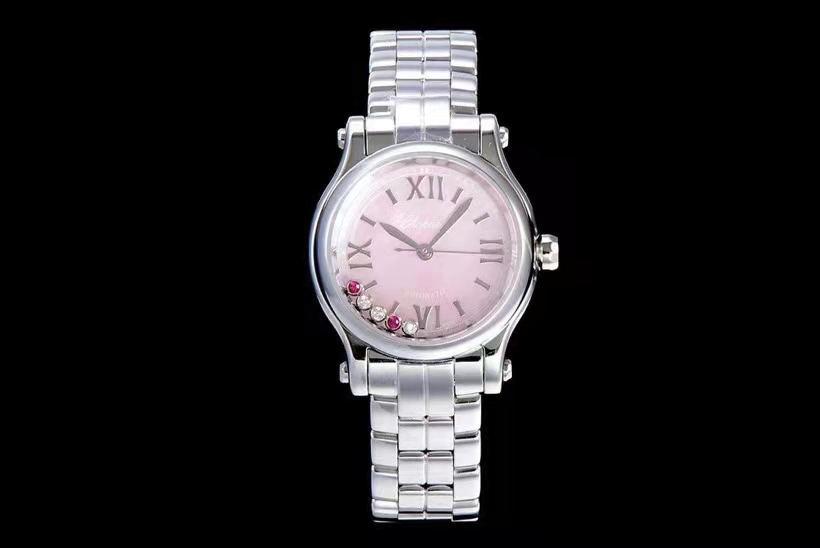 "YF" Chopin Happy Diamonds series among ladies watch very iconic, the watch have a wrist watch diameter of 30 mm, this size is just right for most women.