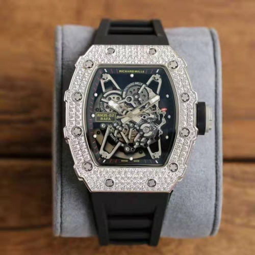 Richard Howard miller Richard Mille skull with a latest imported mechanical movement more highlights the wrist movement style through the anti glare xin table mirror is visible to the suspension of hollow out movement its bold personality domineering dazz