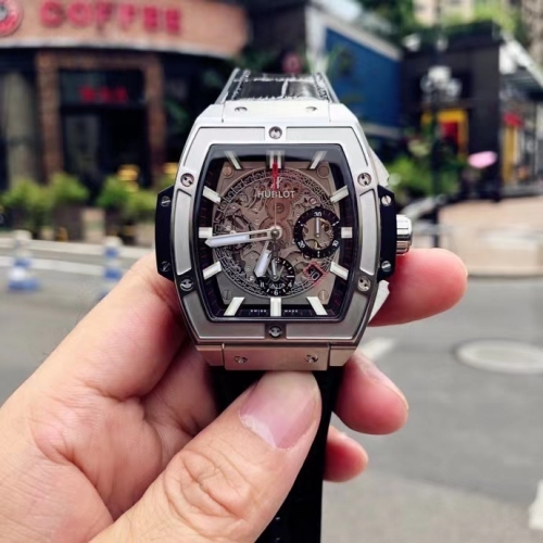 That watch hand Constant treasure timing model OF SPIRIT OF the BIG BANG series wrist watch BIG BANG! Hubiot watch table in the car, for inspiration, to launch a new Spirit of Big Bang limited wrist! Details: a new Spirit of Big Bang watches combined with