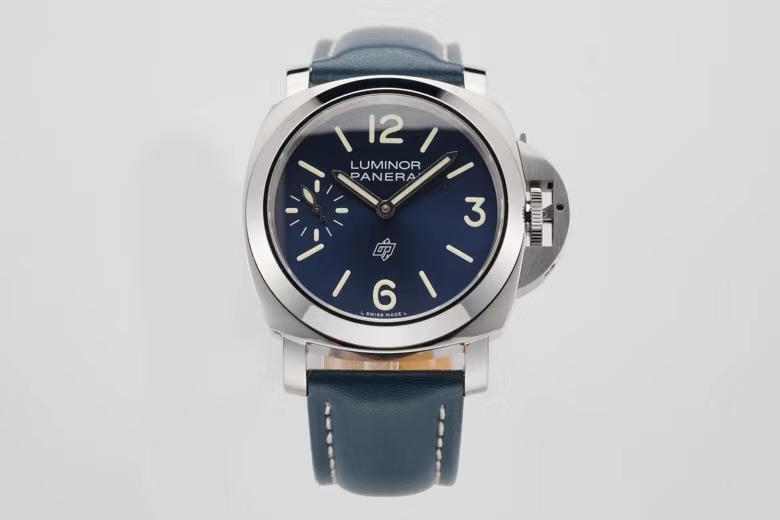 Panerai  PAM 1085  44mm