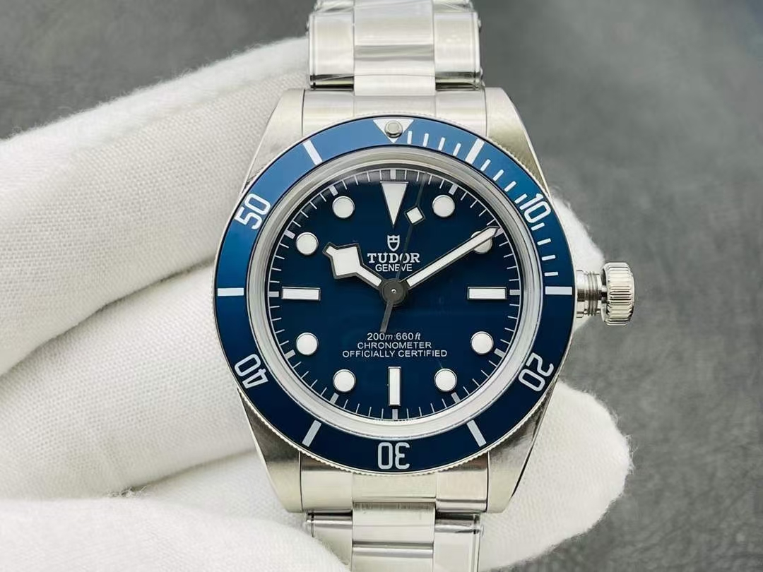 tudor M79030-B0001