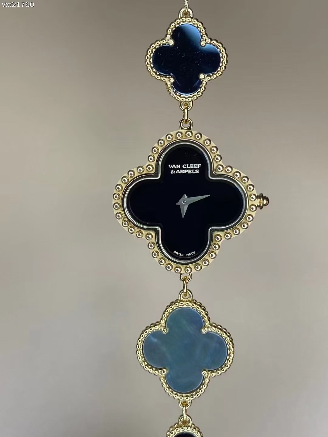 van cleef arpels alhambra 27mm