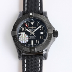 BREITLING Avenger Automatic 45*18.39