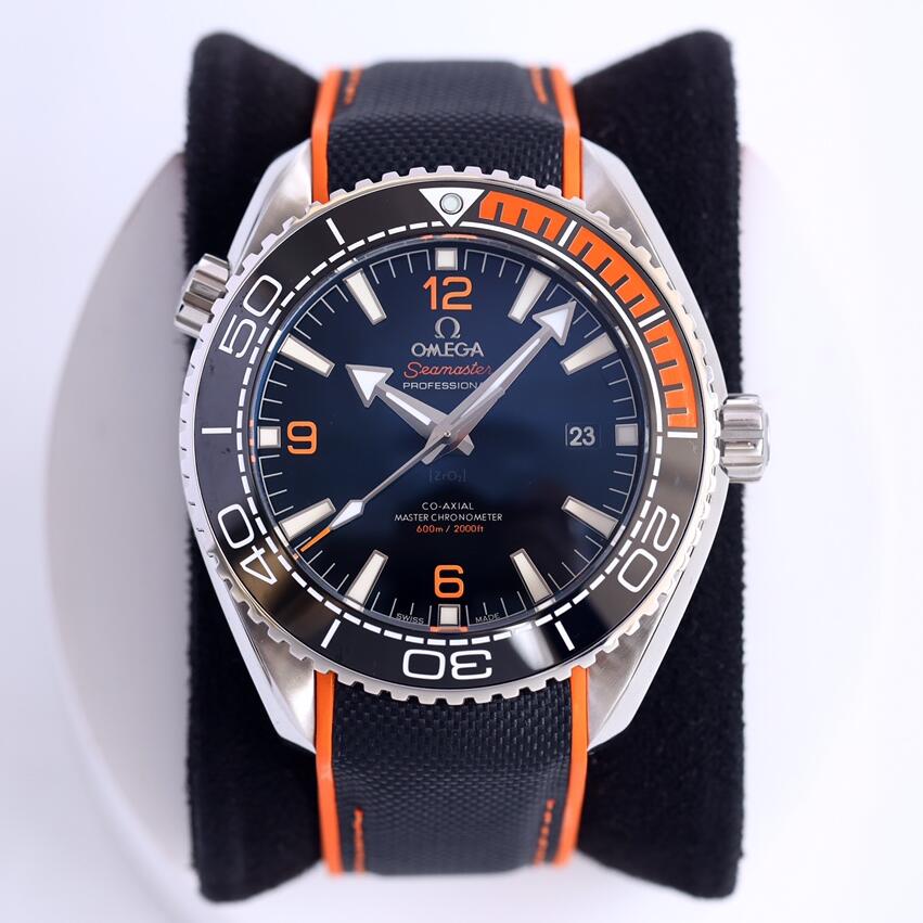 Omega SEAMASTER PLANET OCEAN 45.5mm