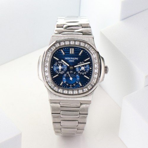 Patek philippe 5740 1g-001 nautilus 240 -40mm