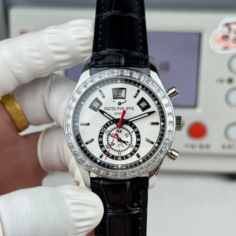 Patek philippe 5905R -010/12 CAL,240