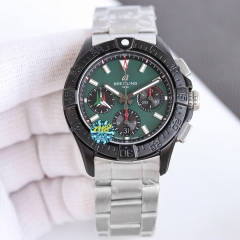 BREITLING Avenger Automatic b01 - 44mm