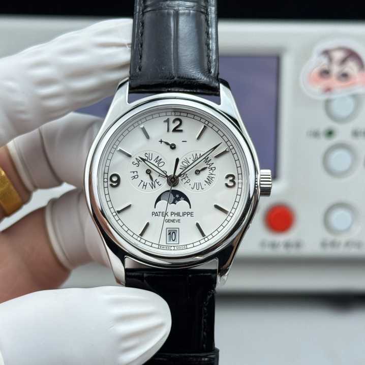 Patek philippe 5146 / 5147 cal .324sc -39mm