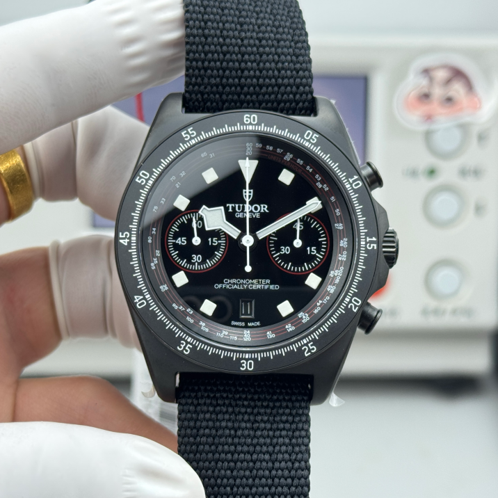 TUDOR Tudor Black Bay Chrono 42mm