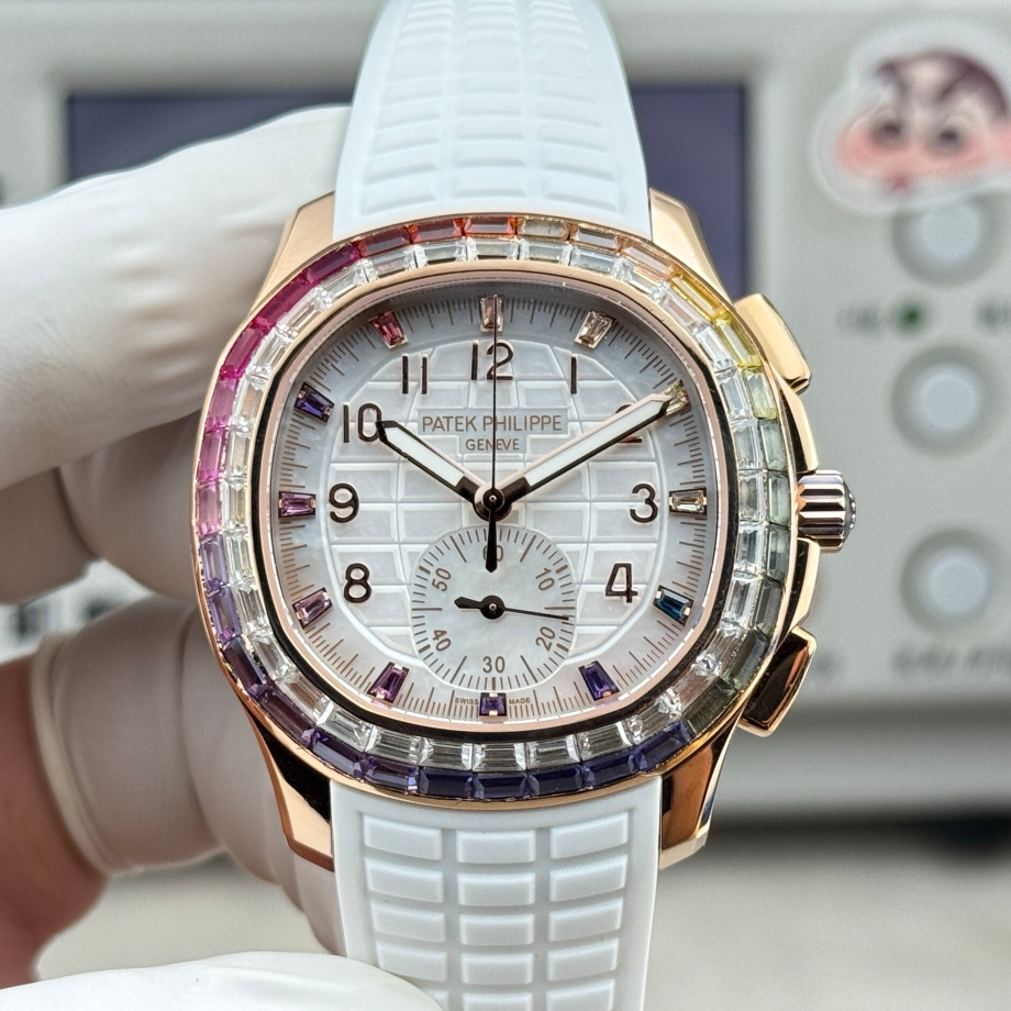 Patek philippe Aquanaut nluce 7968 cg28-520 pp 39.9mm