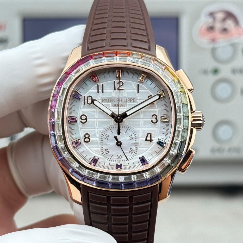 Patek philippe Aquanaut nluce 7968 cg28-520 pp 39.9mm