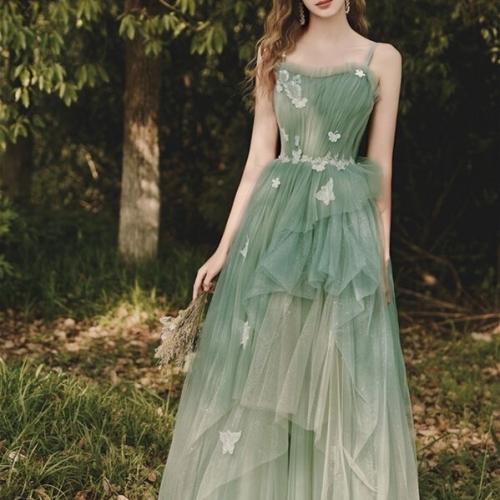 Romantic A-line Green Tulle Long Formal Dress