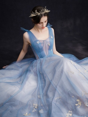 Blue A-line Tulle Long Prom Dress