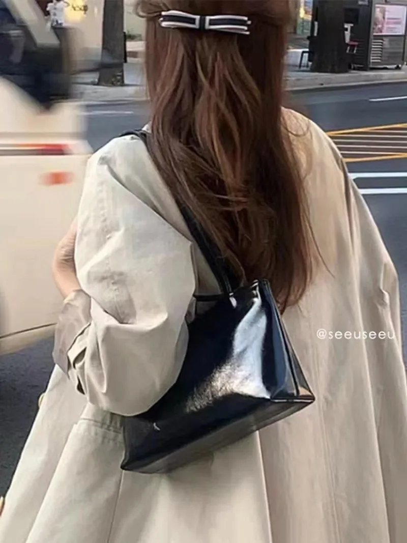 Glossy Shoulder Bag Women's Niche Design Bag Handbag Tote Cross Armpit Baguette Bags