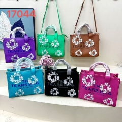 women's bag 2025 European and American new style large-capacity fashionable commuting TEARS BAG popular letters ins cross-body bag