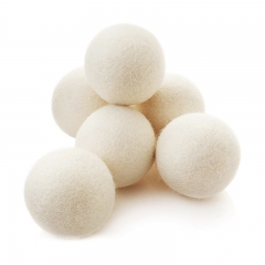 Felt dryer balls