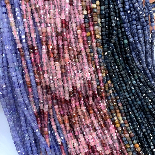15.5 " Veemake Tourmaline Tanzanite Aquamarine Iolite Labradorite Spinel Fluorite Edge Cube Faceted beads 07247