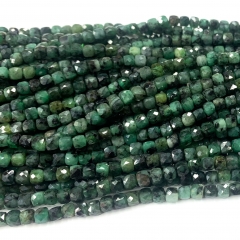 15.5 " Natural Genuine Gemstones Green Emerald Faceted Irregular Cube Small Making Necklaces Bracelets Jewelry Beads 08647
