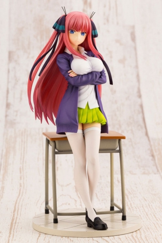 (Pre-order)Kotobukiya The Quintessential Quintuplets Nino Nakano 1/8 Figure