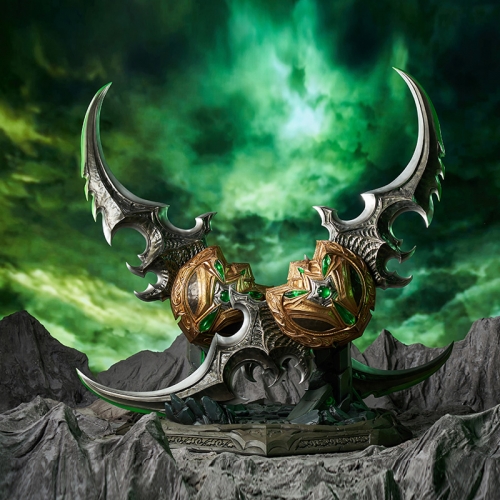 (Pre-order) Blizzard World of Warcraft Illidan Stormrage Warglaive of Azzinoth 1/1 Life Size Statue