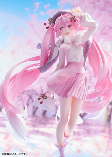 Good Smile Company GSC Character Vocal Series 01 Hatsune Miku Sakura Miku: Hanami Outfit Ver. 1/6 Figure