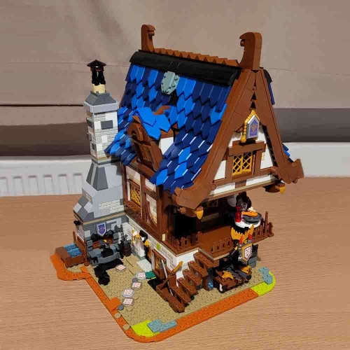 Reobrix Creator Expert Street View Medieval Blacksmith 2366Pcs Moc Model Modular Building Blocks Bricks Toys 66005