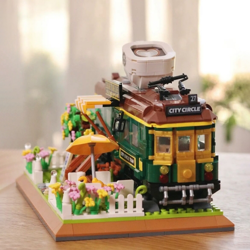 Mini Blocks ZheGao Creator Expert Street View Train Coffee House 1081Pcs Moc Model Modular Building Blocks Bricks Toys DZ6002