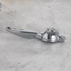 Chromeplated Zinc Alloy Lemon Squeezer