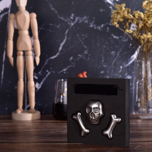 SS304 Skull Ice Cube Skull And Bones Whisky Stone Set