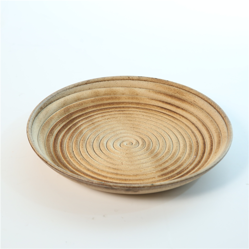 DESCRIPTION:
  D29.5X4.1CMH WOOD PLATE