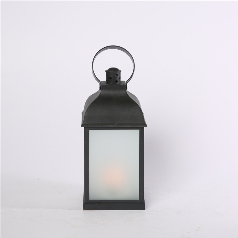 DESCRIPTION:
  10X10X26MH LED LANTERN