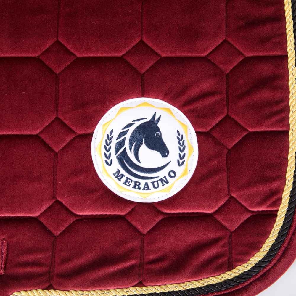 Velvet fabric quilting saddle pads comfortable and breathable skin-friendly horse equestrian factory supplies