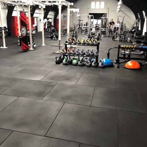 Gym rubber floor tiles  case