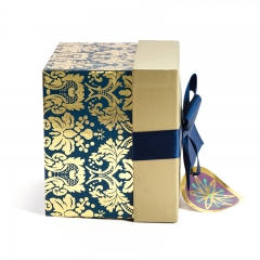 Holiday gift box-A0025