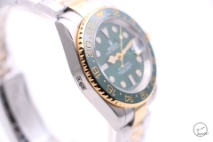 ROLEX GMT MASTER II TWO-TONE Gold Ceramic Bezel Green Dial 116713 Automatic Movement Oyster Band AAYZ261181679470