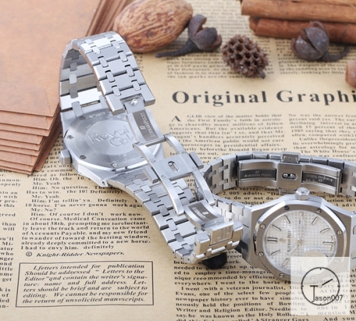 AP Royal Oak Black Dial Quartz Movement Stainless Steel Mens Watch AHGT281325800