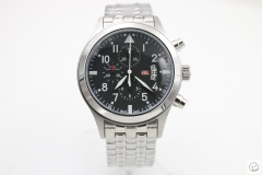 IWC Pilot SPECIFICATIONS IW377710 PILOTS 42MM BLACK DIAL QUARTZ MOVEMENT IC22020560