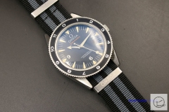 Omega Seamaster 300 James Bond Spectre Limited NATO strap Automatic Glass Back OM1279880