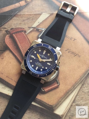 BELL ROSS Blue Dial Automatic Rubber Strap Skip To The Beginning Of The Images Gallery BELL AND ROSSDiver Automatic Blue Dial Men's Watch BR0392-D-BU-ST/SRB B298256560