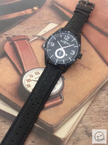 BELL ROSS BR V2 Silver Dial Quartz Leather Strap Skip To The Beginning Of The Images Gallery BELL AND ROSS Diver Rubber Strap B21067656530