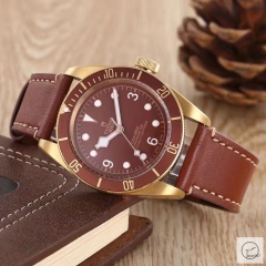 Tudor Black Bay Red Bezel Red Dial Automatic Mechincal Movement Stainless Steel 70330N-95740 Pre-Owned Stainless Steel Leather Brown Strap Mens Wristwatches TUF26244785450