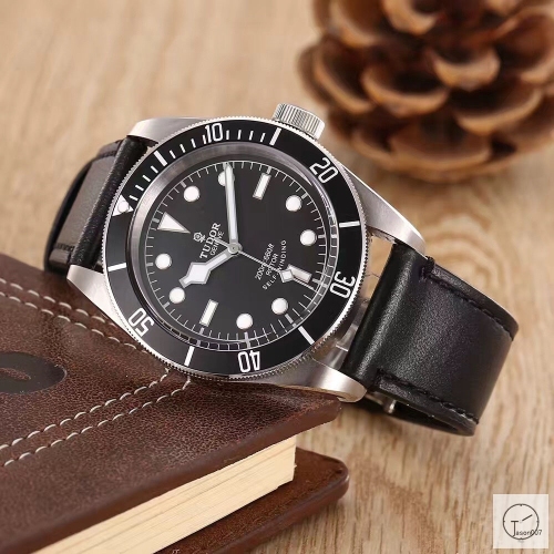 Tudor Black Bay Black Bezel Black Dial Automatic Mechincal Movement Stainless Steel 70330N-95740 Pre-Owned Stainless Steel Black Leather Strap Mens Wristwatches TUF26484785450